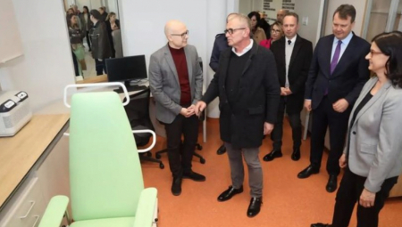 Vučević: Najviše nam znači kada vidimo da su zaposleni zadovoljni i što znamo da će biti na usluzi građanima (FOTO)