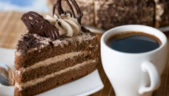 KREMASTA, RASKOŠNA, BOŽANSTVENA Njeno visočanstvo, torta Čokoladna kraljica, vrhunski užitak