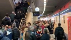 VOZOVI DANAS PUNI! Celog dana gužve za Novi Sad, narod pohrlio! (VIDEO)