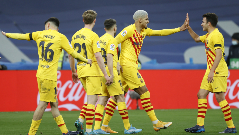 REALU PRETI DEBAKL! Barselona se poigrava na "Bernabeu"