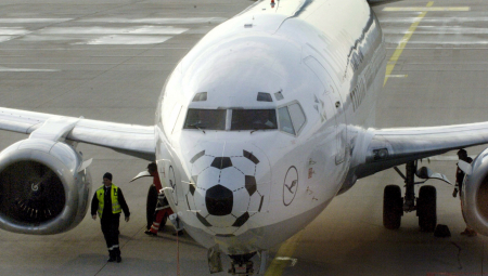 AVIONI BOING 737 OSTAJU NA ZEMLJI Američka Uprava za Avijaciju se oglasila i otkrila šta je razlog