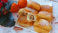 ZASLADITE SE I UŽIVAJTE  Domaće kiflice sa suvim grožđem i orahom, posno, a tako dobro