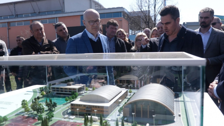 POČELA IZGRADNJA SPORTSKOG KOMPLEKSA U FUTOGU Vučević: To je velika stvar i za ceo Novi Sad