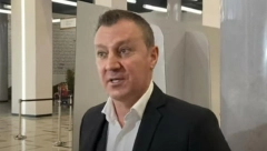 OVO JE BAJINA BIVŠA ŽENA Zgodnu plavušu nikada nismo videli u javnosti, razvod je sve iznenadio, a evo i kako ona izgleda (FOTO)