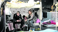 BEŽE OD RATA U UKRAJINI U Poljsku svakodnevno stiže 17 hiljada izbeglica