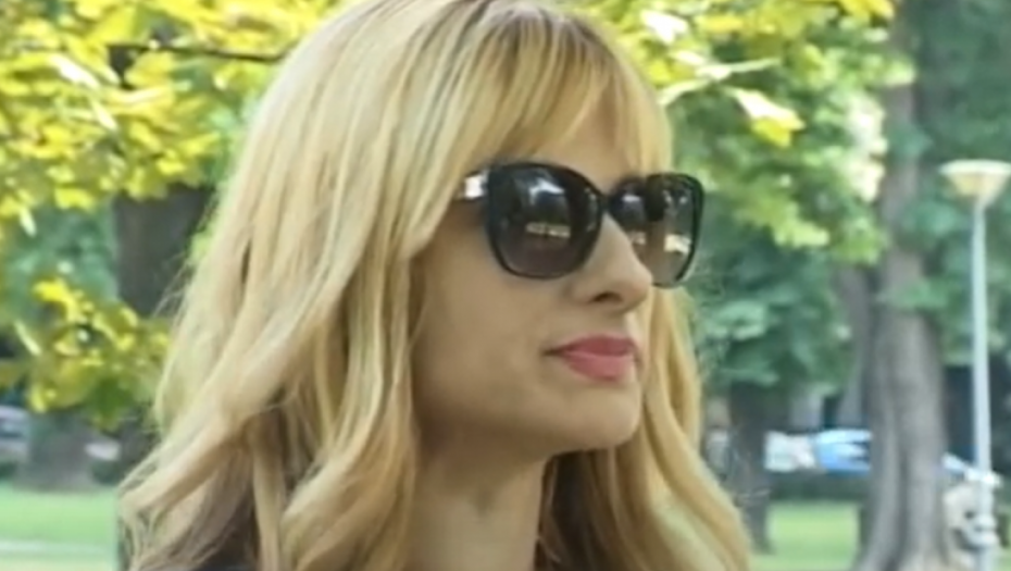 PORODILA SE KOD KUĆE I ONDA JE KRENUO HAOS Poznata voditeljka se potpuno povukla iz medija, a evo šta radi danas