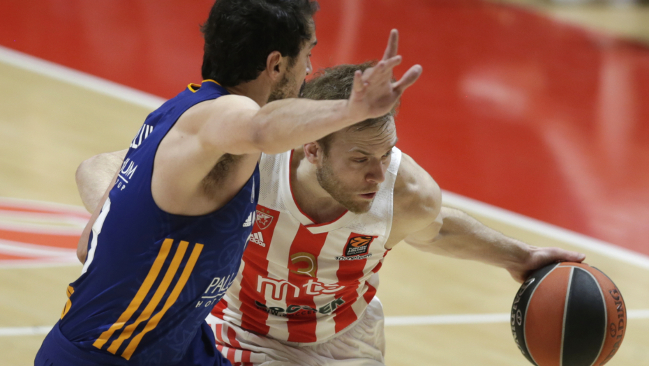 AS REALA SE POKLONIO ZVEZDINIM NAVIJAČIMA Španac očaran atmosferom u Beogradu!