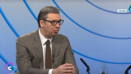 "PATRIOTIZAM JE DA SAČUVAMO MIR" Najnovija Vučićeva poruka se širi Srbijom, za sve građane ima jednu posebnu molbu...