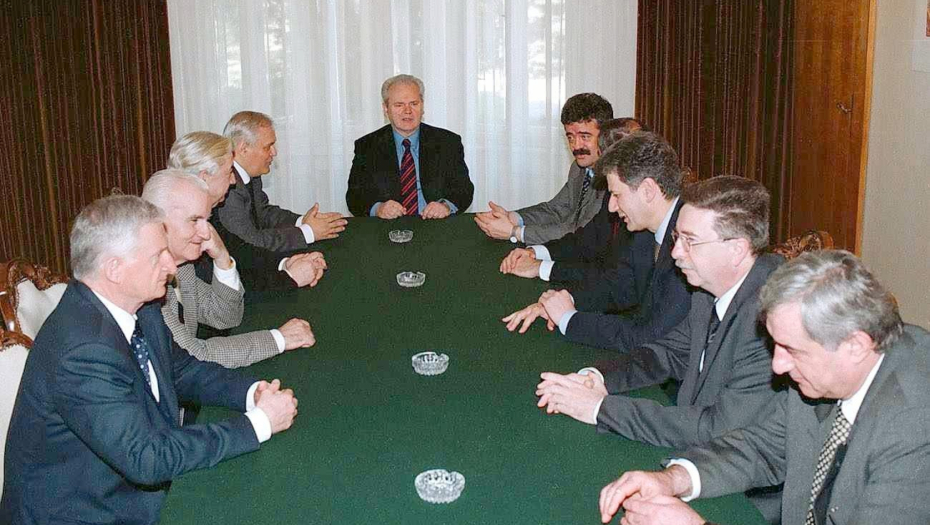 MOMIR BULATOVIĆ OTKRIO ŠOK DETALJE Pavković i ja smo plakali, Amerikanci nisu ni hteli da nas bombarduju, evo ko je to tražio (FOTO/VIDEO)