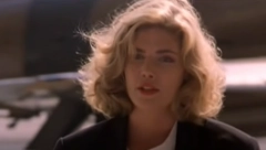 NEKADA FATALNA PLAVUŠA, DANAS NEPREPOZNATLJIVA! Zvezda kultnog filma Top gan ne liči na sebe, ugojila se, a Holivud je zaboravio na nju!