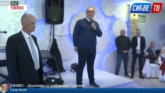 PRIČA SE O VAŽNIM TEMAMA Goran Vesić sa građanima Surčina (VIDEO)