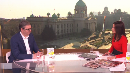 PREDSEDNIK U EMISIJI "JUTRO" Vučić:  Nikome u regionu neće pasti na pamet da dirne Srbiju!