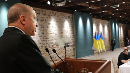 TURSKA NE ODUSTAJE OD SVOJIH STAVOVA Erdogan razgovarao sa Stoltenbergom o prijemu Švedske i Finske u NATO