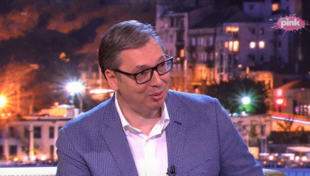Vučiću doneli da proba i prepozna vino, po jednom detalju razotkrio je svako
