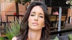 SILIKONI U PRVOM PLANU Jelisaveta Orašanin zapalila društvene mreže, pokazala bujni dekolte i ISKLESANE TRBUŠNJAKE (FOTO)