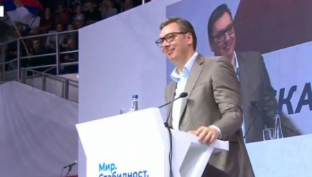 VUČIĆ U NIŠU NAJAVIO NOVE VELIKE INVESTICIJE Mi hoćemo mir i stabilnost, pristojnu i normalnu Srbiju (FOTO/VIDEO)