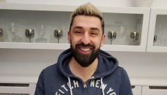 GENIJALNO! Oduševiće vas kada vidite šta je Ognjenu Amidžiću palo na pamet: Reagovala i Lepa Brena, snimak postao potpuni HIT na Internetu! (VIDEO)