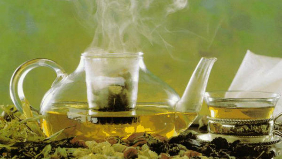 U BIBLIJI SE POMINJE KAO LEK I KAO OTROV Drevna biljka je melem za probavu, izbacivanje parazita, bolove u  želucu, ali samo ako se ovako koristi