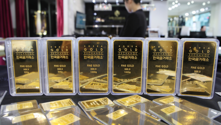 Zlato skočilo iznad 1.800 dolara