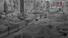 ODZVANJA SPAVAĆA SOBA OD NJIHOVIH UZDAHA! Miljana i Bebica imali žestoki se*s pred cimerima, nisu mogli da se obuzdaju!