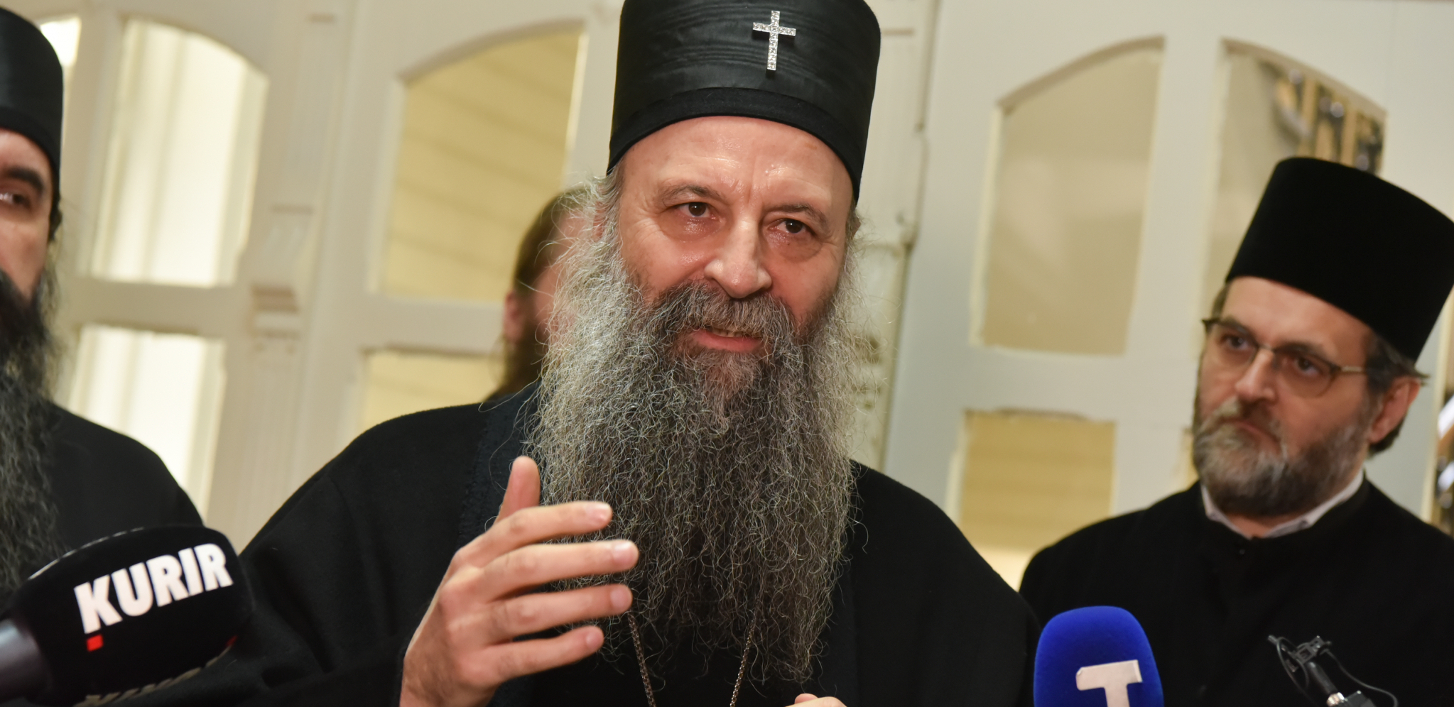 OD "PARTIBREJKERSA" DO "CEPELINA" Ovo je deset najdražih pop i rok pesama patrijarha Porfirija (VIDEO)