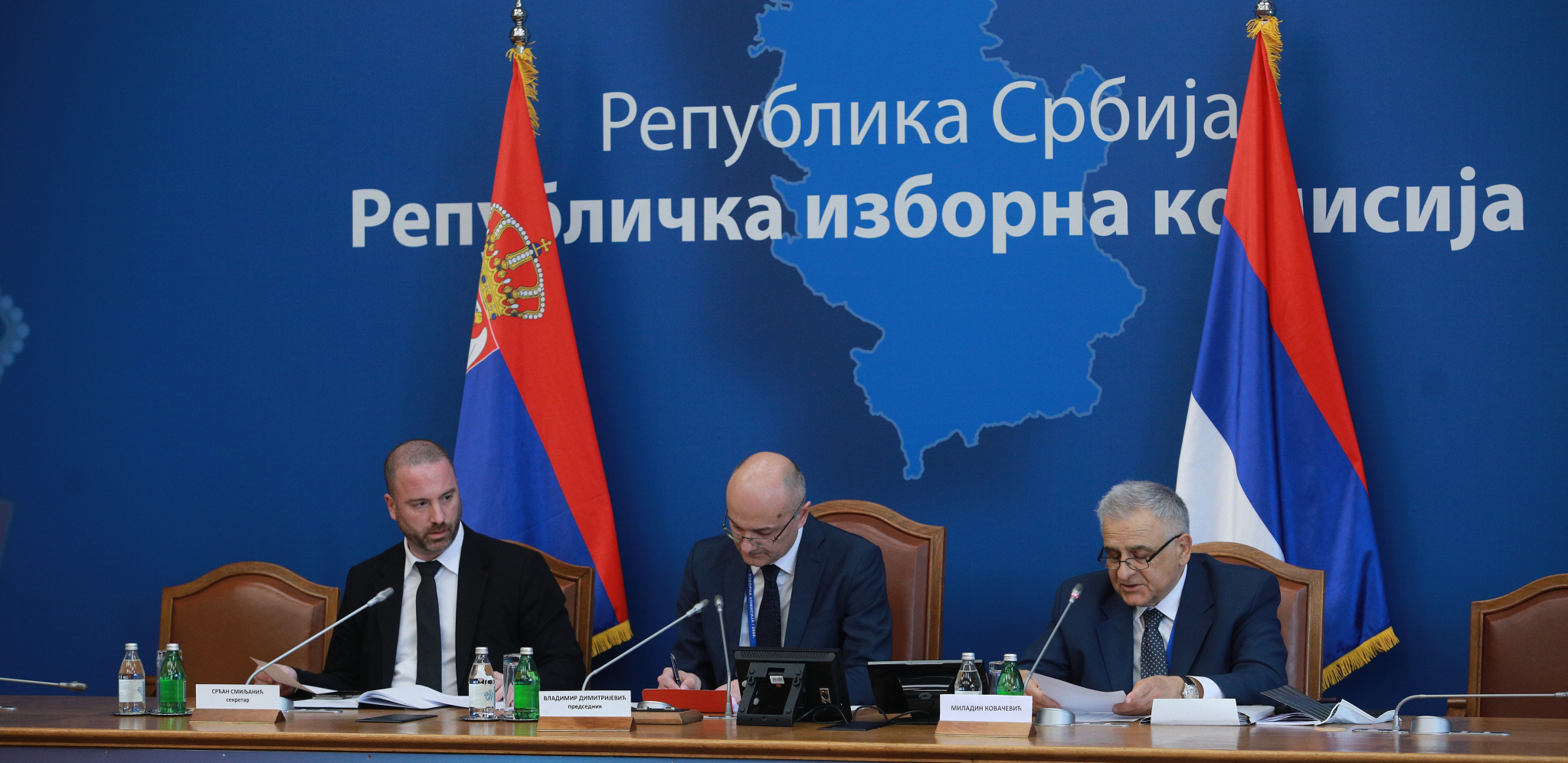 DONETO REŠENJE RIK dodelio mandate narodnim poslanicima