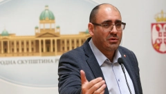 ĐUKANOVIĆ OŠTRO ODGOVORIO MAJIĆU Kako možete da govorite o stanju u pravosuđu kad ste volšebno preskočili sve moguće stepenice u napredovanju?!