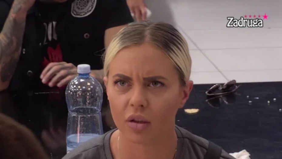 TI JOJ NE DAJEŠ LAŽNU, TI JOJ DAJEŠ PRAVU NADU! Lepi Mića zaključio da se između MC Aleks i Matore dešava nešto više od prijateljstva!