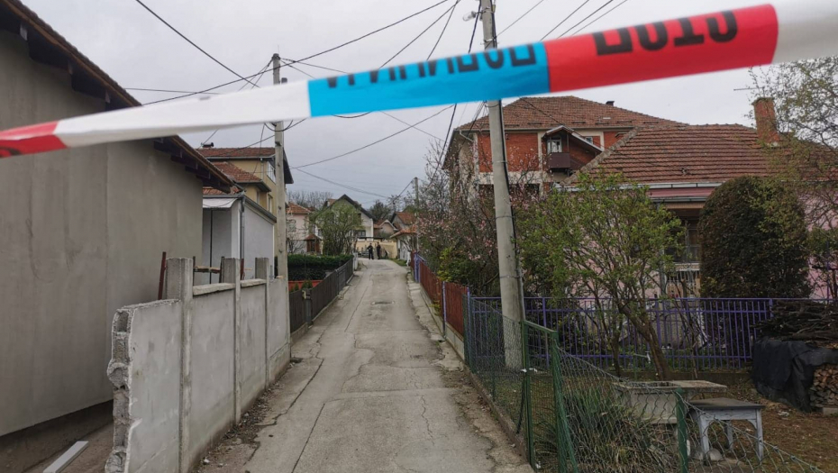 DEVOJČICA ZATEKLA MAJKU KAKO SEČE DELOVE TELA NJENOG OČUHA I KUVA IH Policajcima pozlilo na uviđaju, tako užasan prizor nisu nikada videli