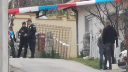 OTAC MU SAMO JEDNO PRIGOVORIO A ONDA JE USLEDIO PAKAO Policija po pozivu intervenisala u Surčinu