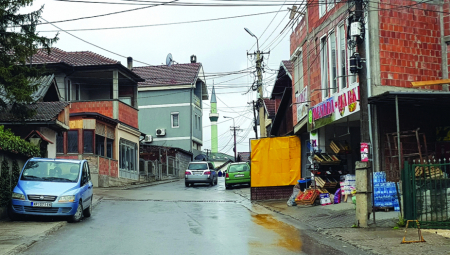 ALO! U NASELJU HADŽET U NOVOM PAZARU: Molimo boga da se naš Rasim oporavi!