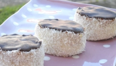 KOLAČ KOJI VRAĆANJA SEĆANJA NA DETINJSTVO Mafini, kozačke kape  pravi se lako, a ukus je čaroban