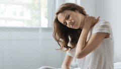 Može da bude vrlo neprijatan: Rešite se bola u vratu pomoću vežbi