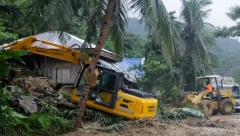 JAK ZEMLJOTRES JAČINE 7,1 POGODIO FILIPINE Potresne scene srušenih zgrada, bolnica evakuisana