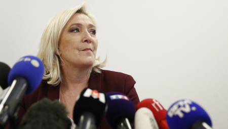 CRNE PROGNOZE MARIN LE PEN O RATU U UKRAJINI Ako se desi ovaj scenario počinje Treći svetski rat?!