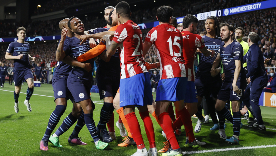ISPLIVAO SNIMAK POTPUNOG HAOSA U MADRIDU Savić počupao Griliša za kosu (VIDEO)