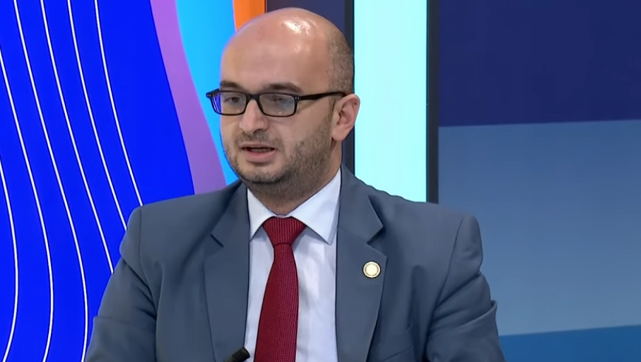 EKSPERT ZA BEZBEDNOST Srbija ima vojnu mašineriju, trn u oku zemljama u regionu!