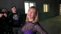 STIGLA NA KONCERT ACE LUKASA Dekolte Kije Kockar sevnuo jače od fotografskog blica (FOTO/VIDEO)