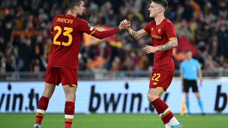 "POKER" ROME I Fejenord i Marsej u polufinalu