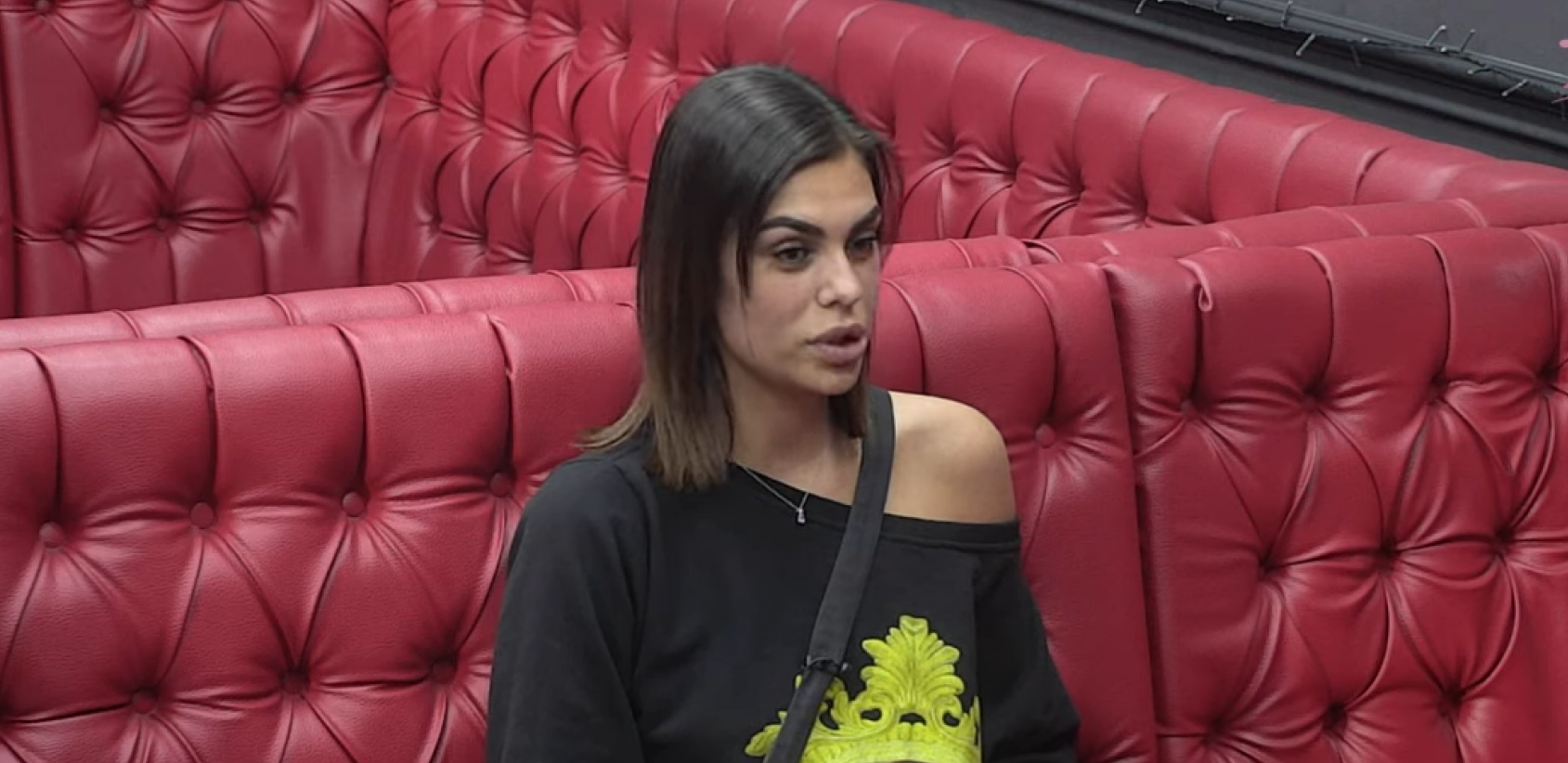 OVE NOĆI U KREVETU DRUGOG ZADRUGARA Mina svoje tajne je poverila reperu, prekršili su osnovno pravilo (VIDEO)