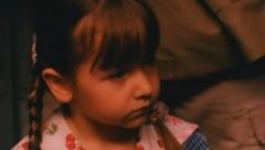 SVI JE ZNAJU PO KULTNOJ REČENICI "NEĆU DA TI KAŽEM ĆELAVI": Sada ima 27 godina, uspešna je režiserka, pogledajte kako danas izgleda