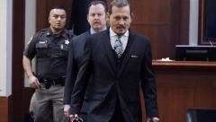 ŽESTOKE SVAĐE, SPISAK DEPOVIH POREMEĆAJA I POTRAGA ZA ODSEČENIM PRSTOM Šta se još otkrilo tokom jučerašnjeg suđenja Džonija i Amber?