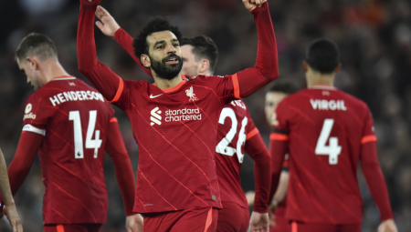 LIVERPUL LIDER PREMIJER LIGE Blamaža Junajteda na "Enfildu"