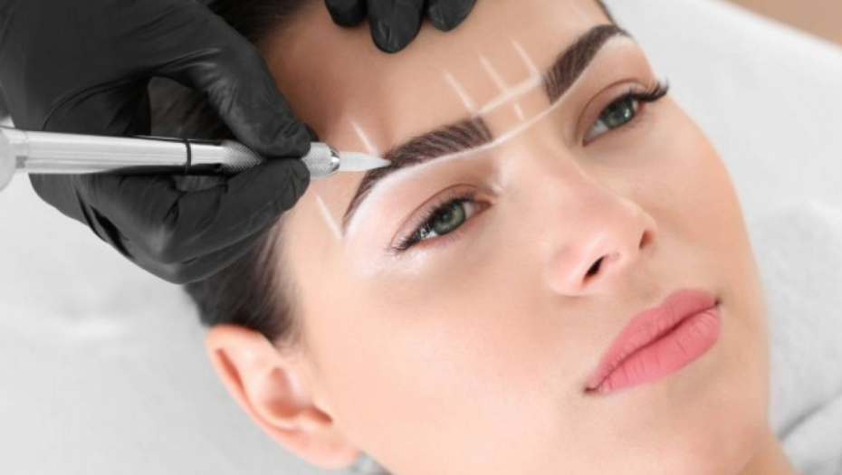 AKO IMATE OVAKVE OBRVE JAVITE SE LEKARU Pre nego se uputite u salon na doradu, proverite štitnu žlezdu