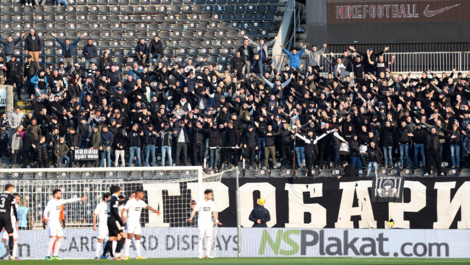 NATHO IZ PENALA Evo kako je Izraelac doneo crno-belima prednost u Humskoj (VIDEO)