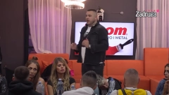SRAMOTA ME JE ŠTO SAM BIO SA NJOM Car brutalno popljuvao Dalilu, pa naveo razloge zašto se stidi nje, a onda joj zadao najteži udarac i uporedio je sa Minom
