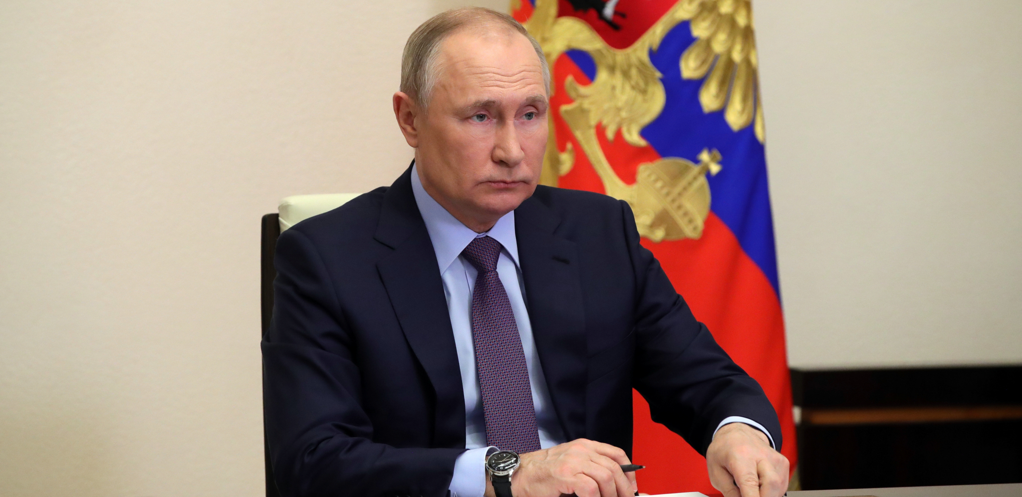 PUTIN POTPISAO NOVI UKAZ Evo ko će ubuduće lakše do ruskih dokumenata