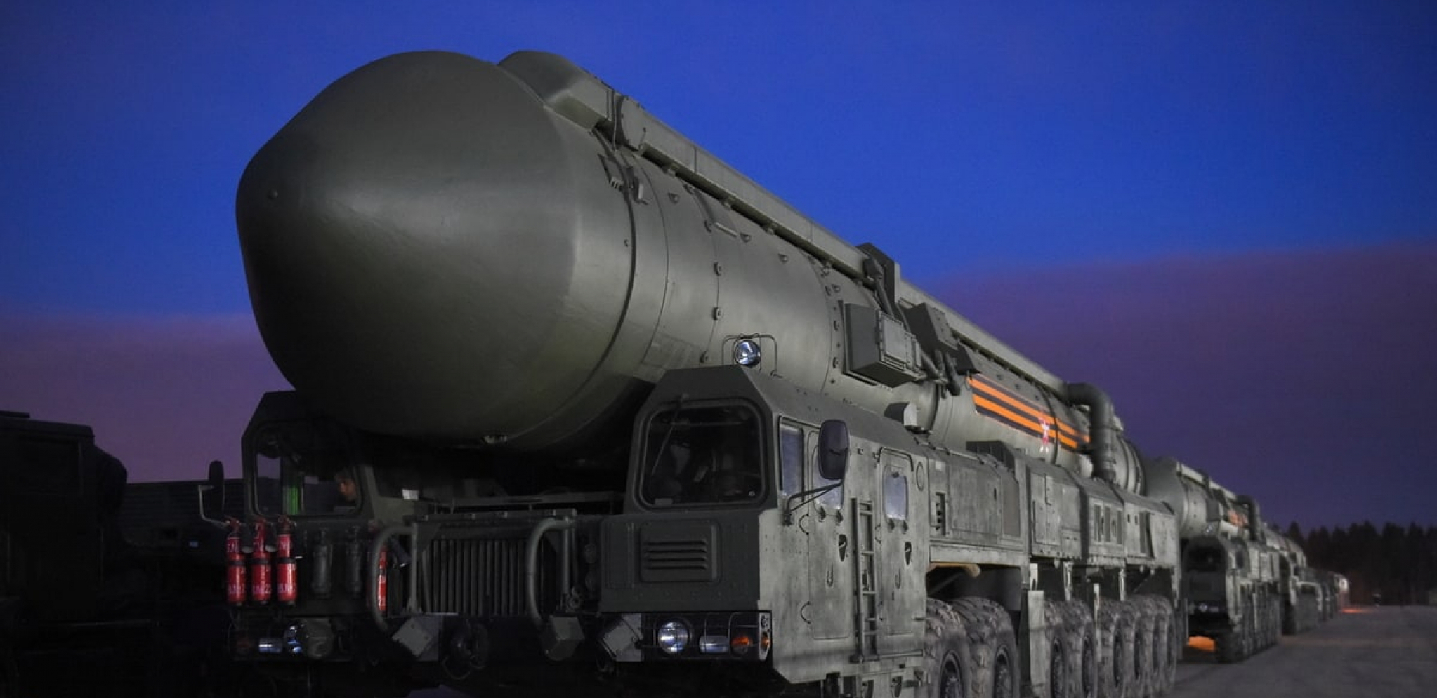 RUSKE NUKLEARNE SNAGE RASPOREĐENE VEČERAS U pratnji su im tenkovi "Armata" i PVO sistemi S-400 i S-500 (FOTO)