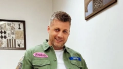 TO JE KRST KOJI SAM MORAO DA NOSIM Pevač nikad iskrenije o teškom detinjstvu, pa priznao šta mu je najviše nedostajalo