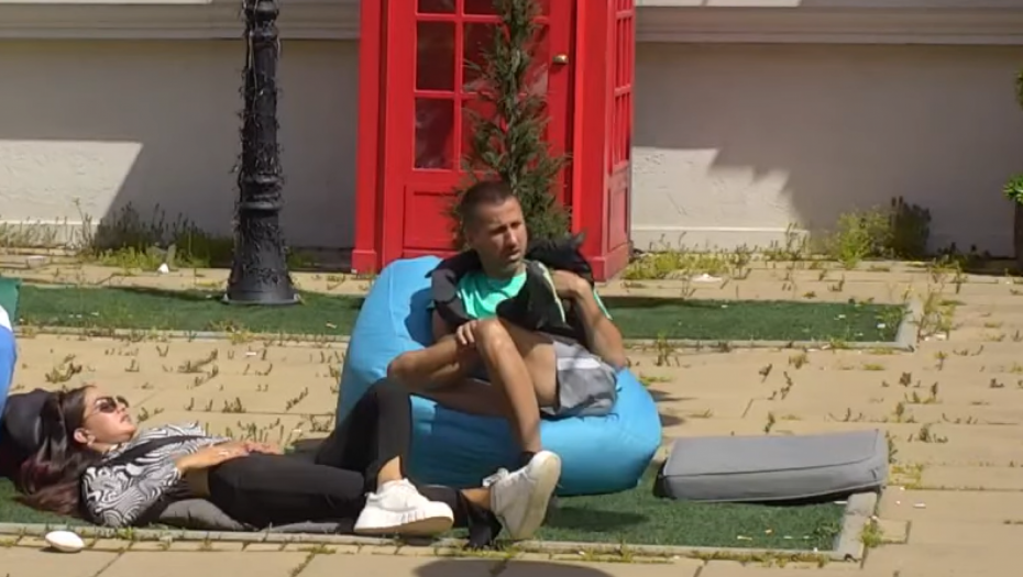 SMUČILI SU MU SE VIŠE Đedović brutalno popljuvao zadrugare zbog reči i postupaka, nikoga nije štedeo